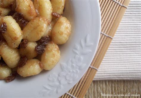 Gnocchi con Zucchero e’ Cannella ~ A Veronese .